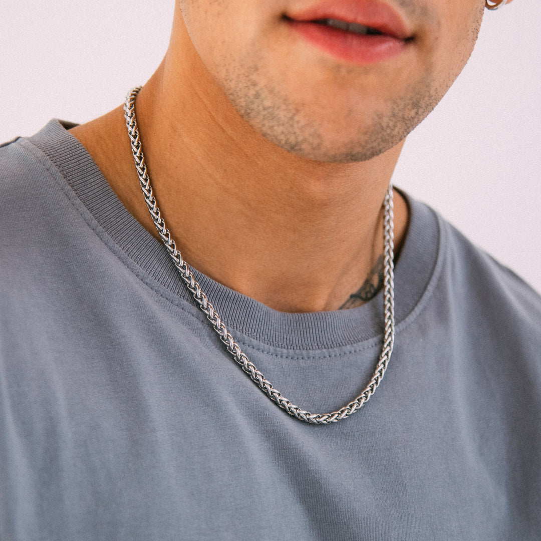 Model wearing mens 5mm silver wheat chain necklace